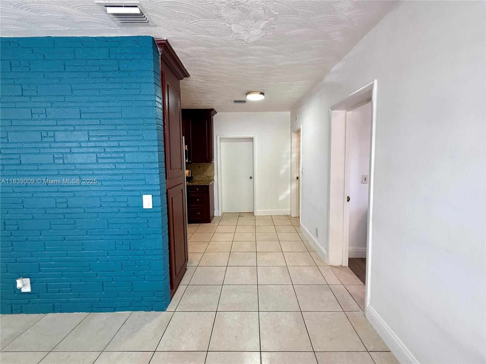 LOOK HOMESITES NO 2 - Residential