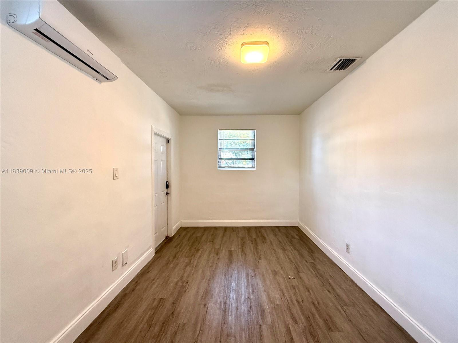 LOOK HOMESITES NO 2 - Residential