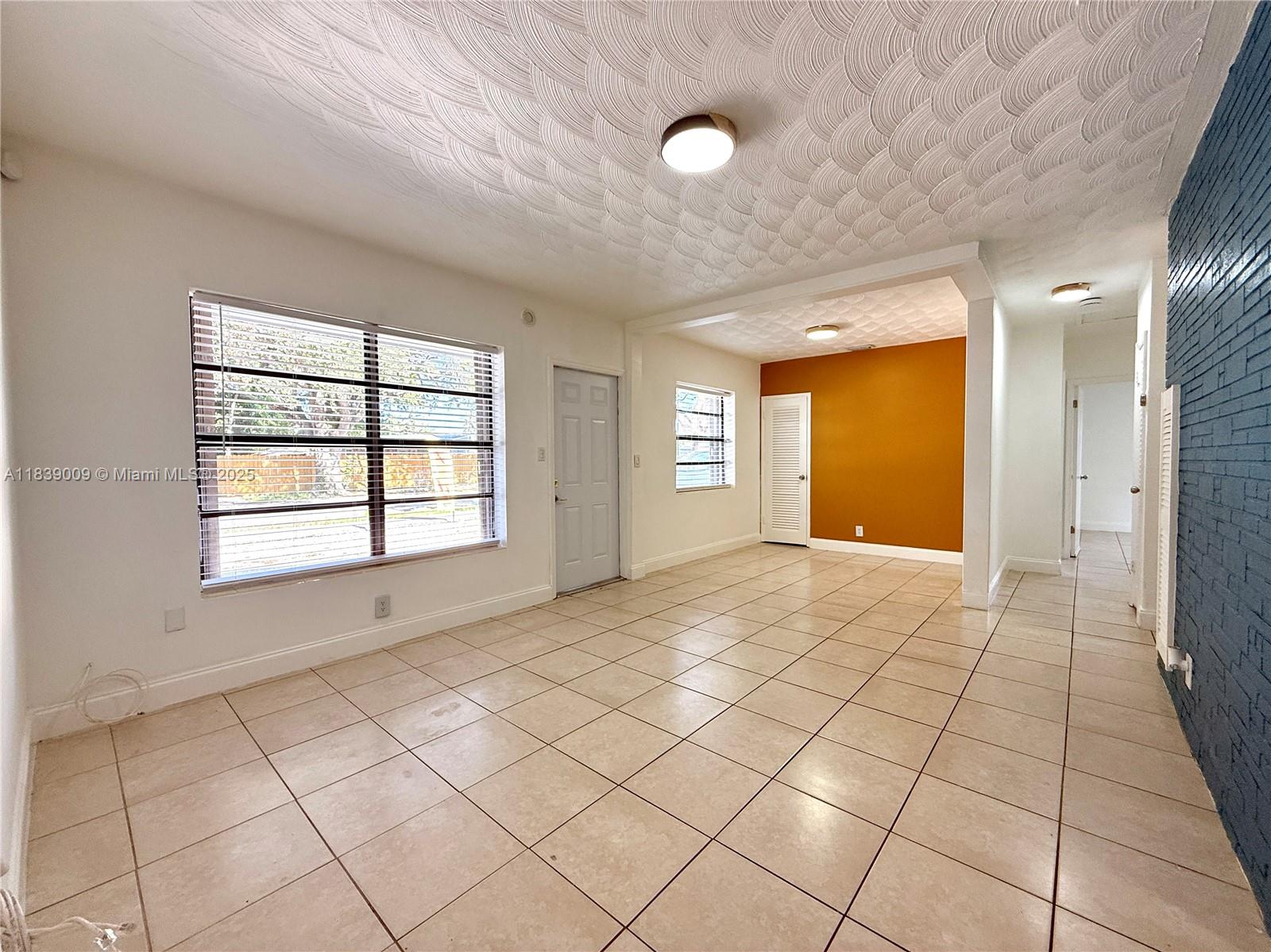 LOOK HOMESITES NO 2 - Residential