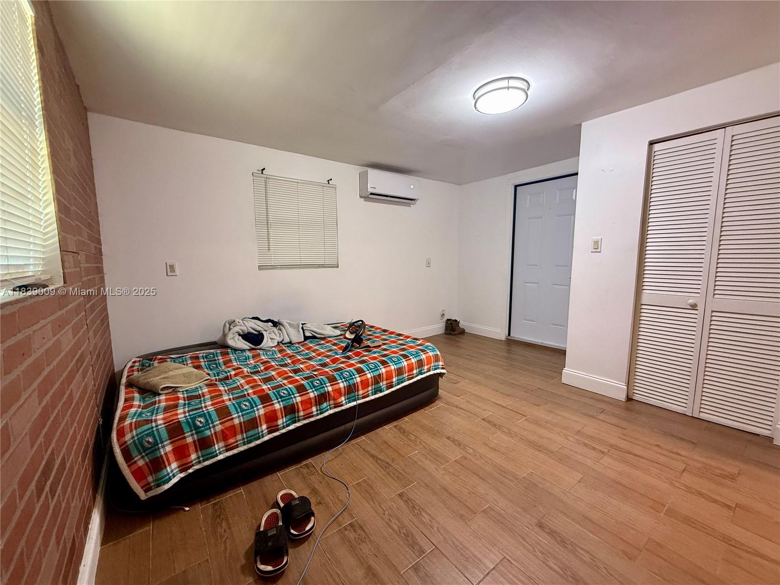 LOOK HOMESITES NO 2 - Residential