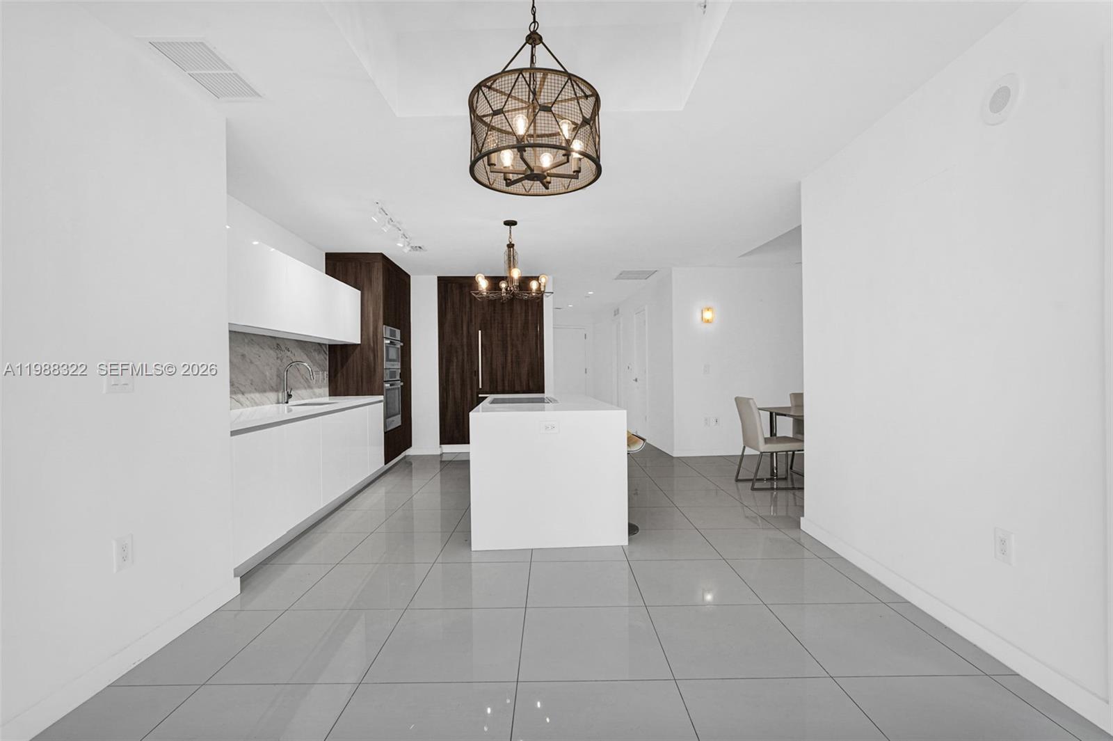 PARAMOUNT MIAMI WORLDCENT - Residential