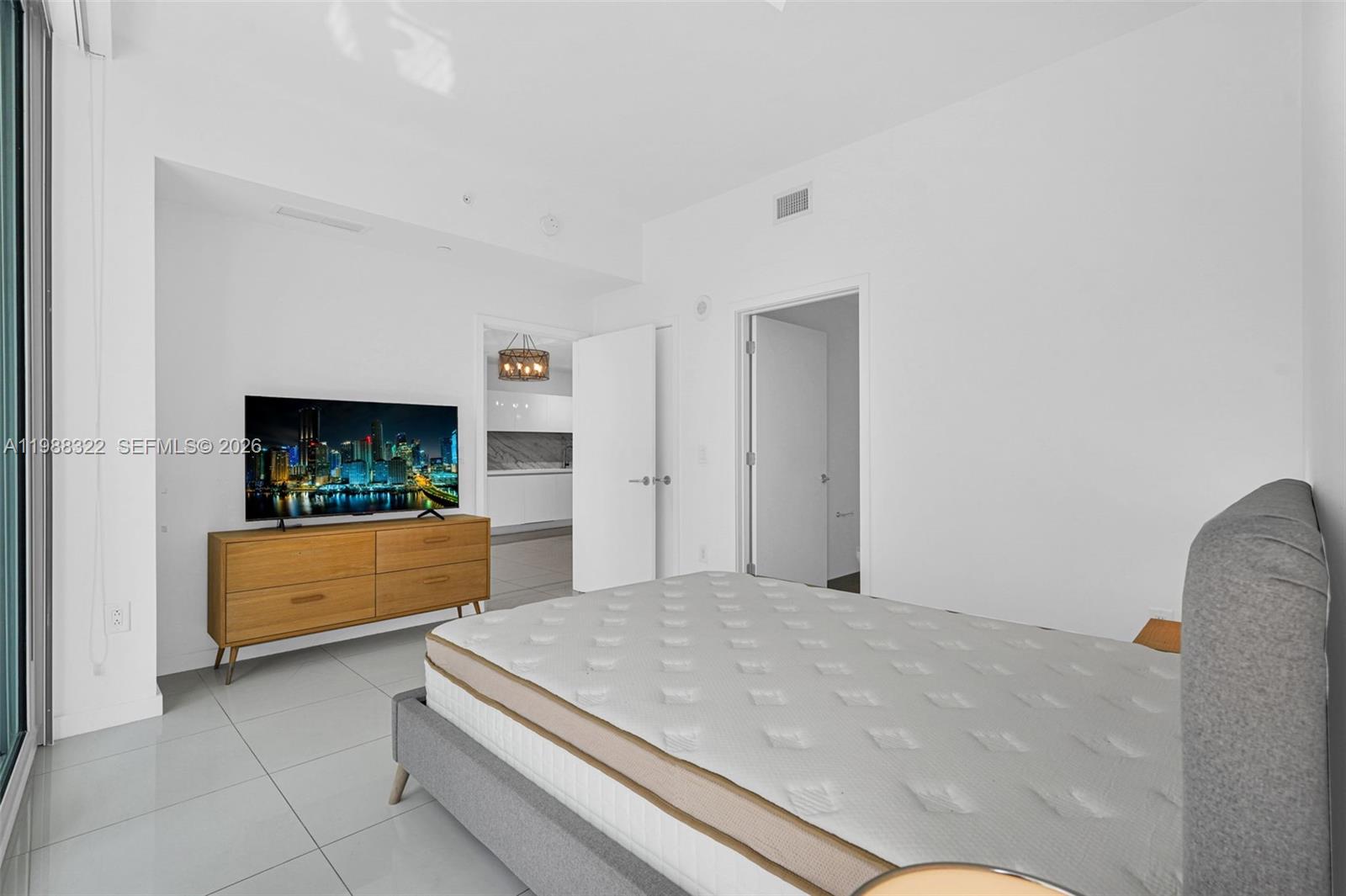 PARAMOUNT MIAMI WORLDCENT - Residential