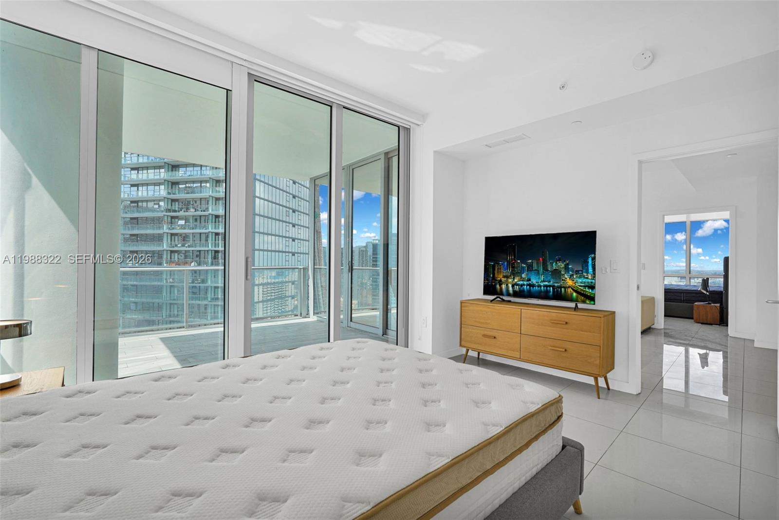 PARAMOUNT MIAMI WORLDCENT - Residential