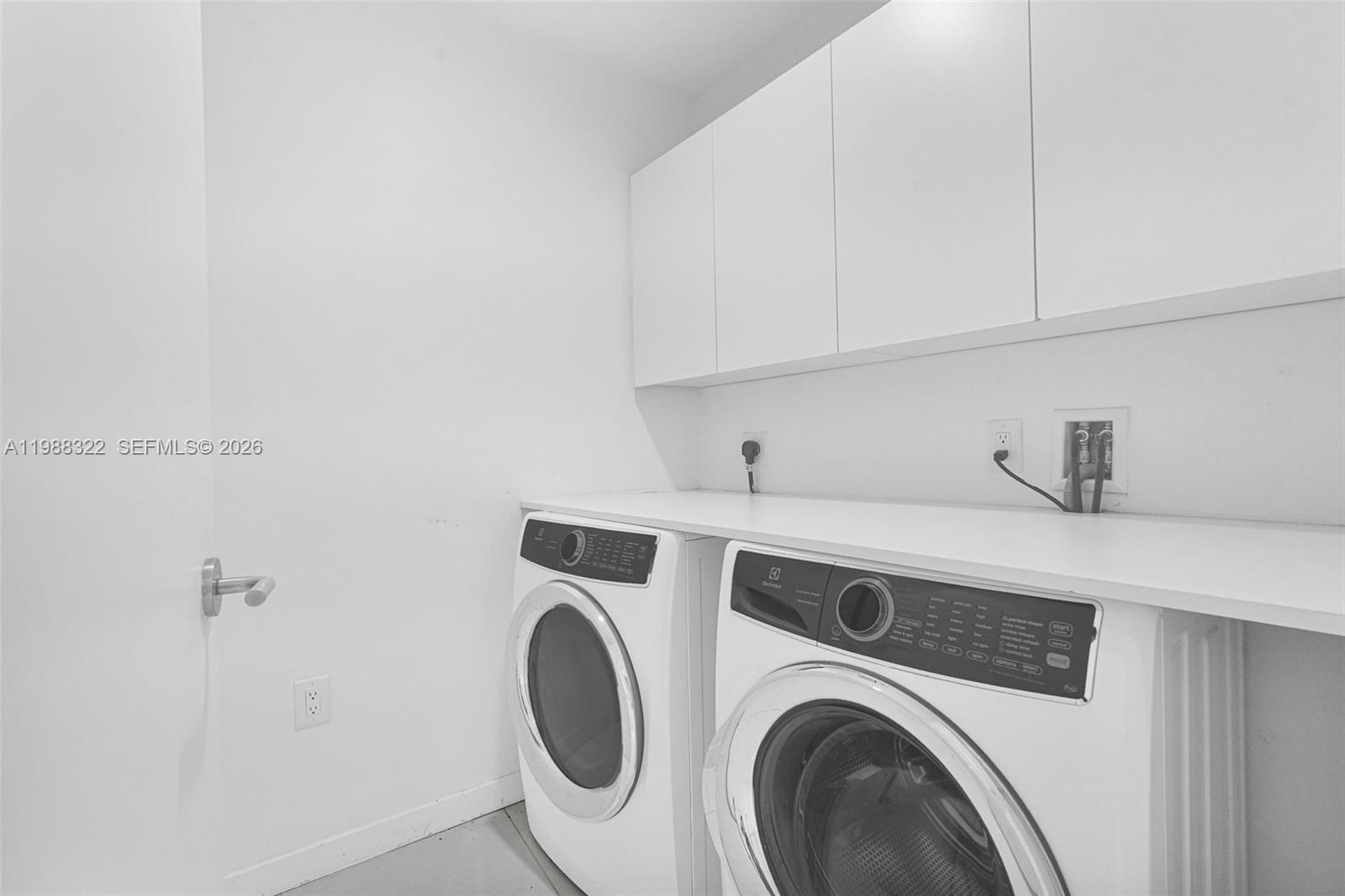 PARAMOUNT MIAMI WORLDCENT - Residential