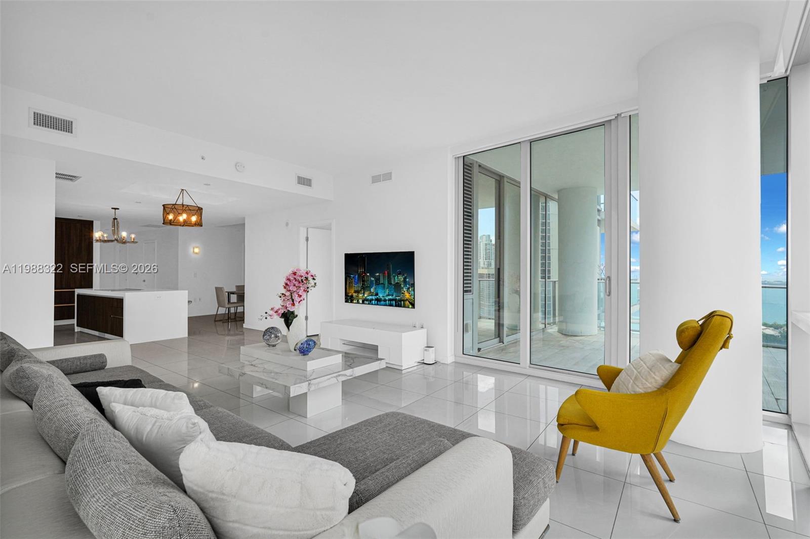 PARAMOUNT MIAMI WORLDCENT - Residential