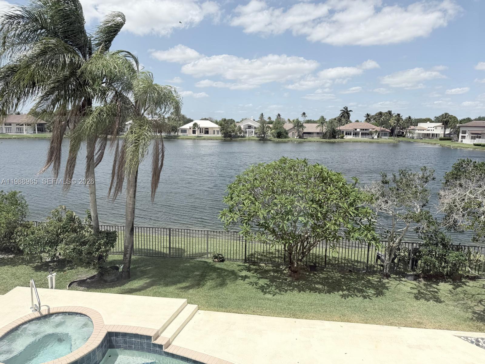 PLANTATION PALMS - Residential