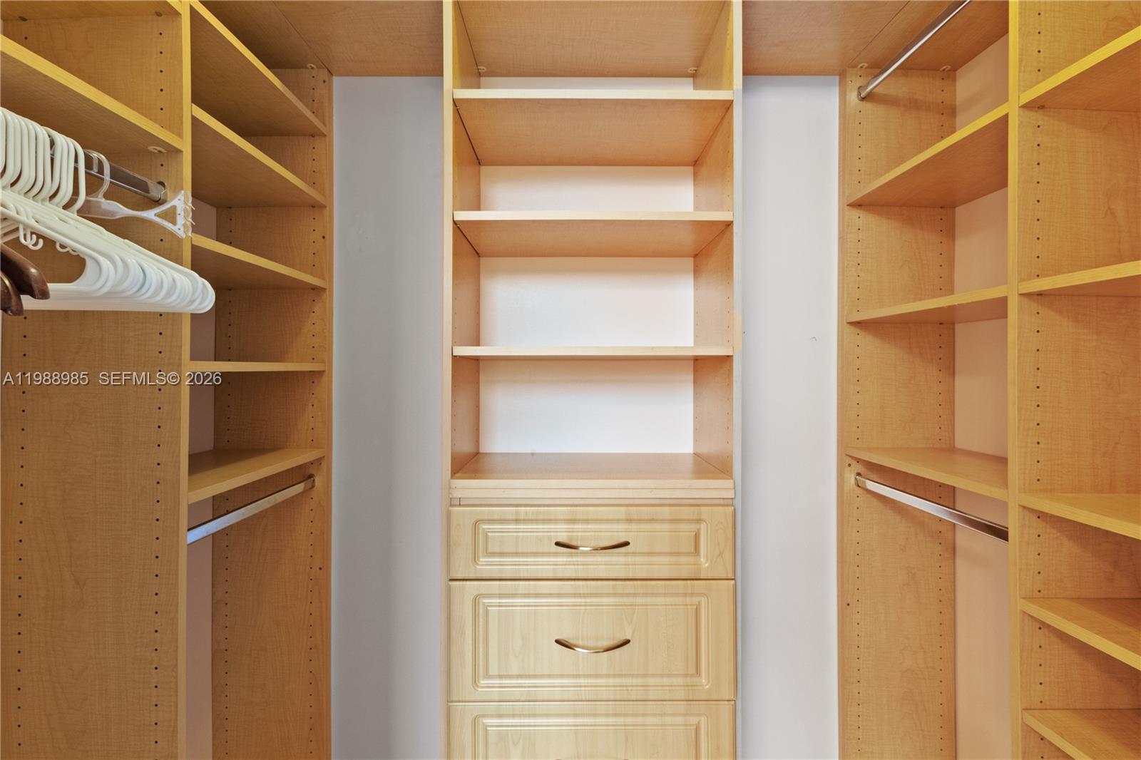 PLANTATION PALMS - Residential