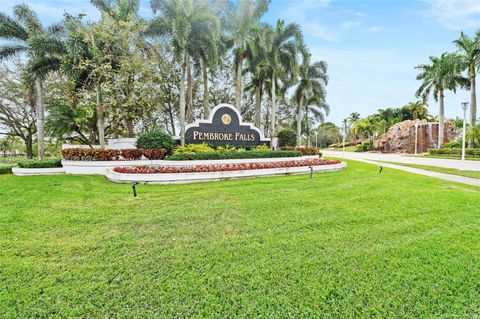 A home in Pembroke Pines