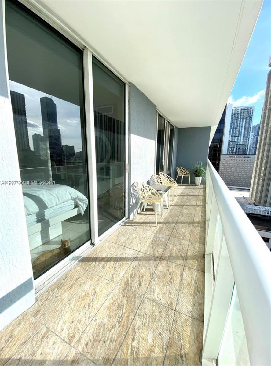 50 BISCAYNE CONDO - Residential Lease
