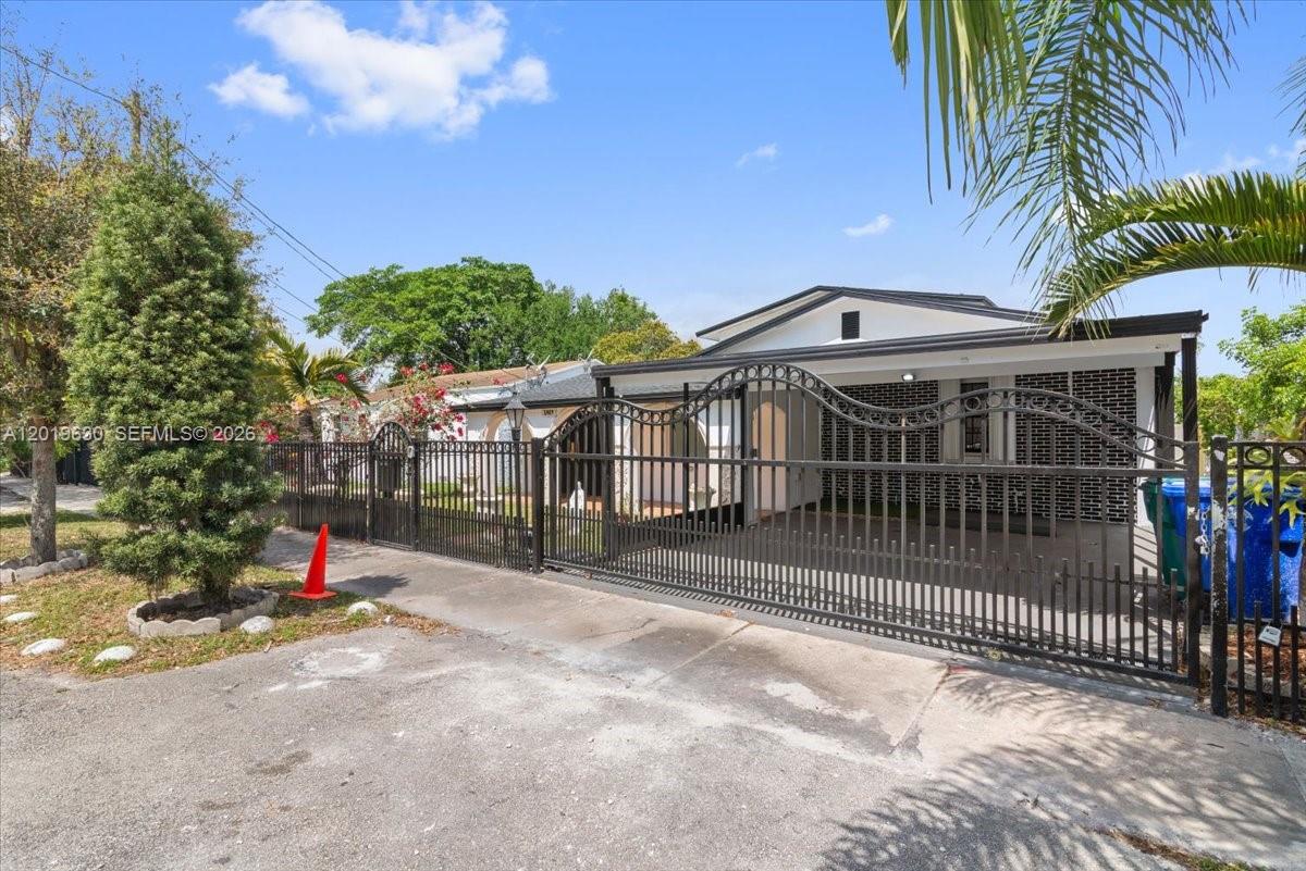 1409 NW 44th St A