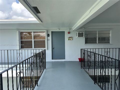 Photo of Pembroke Pines, FL 33024 (MLS # A11887107)
