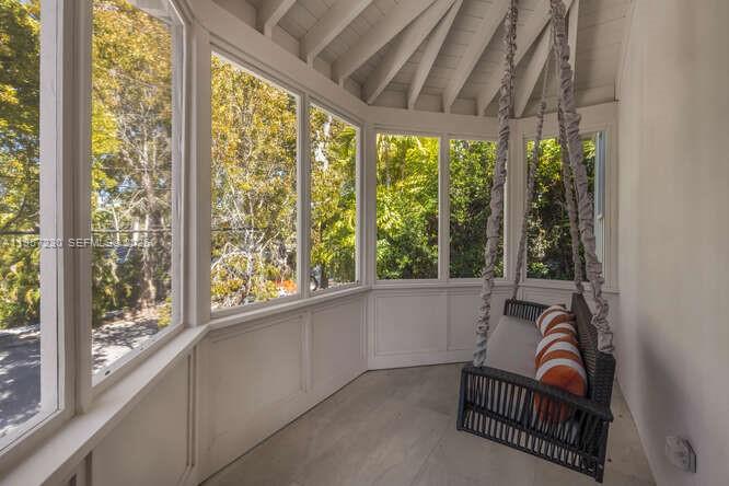 OCEAN VIEW HEIGHTS - Residential