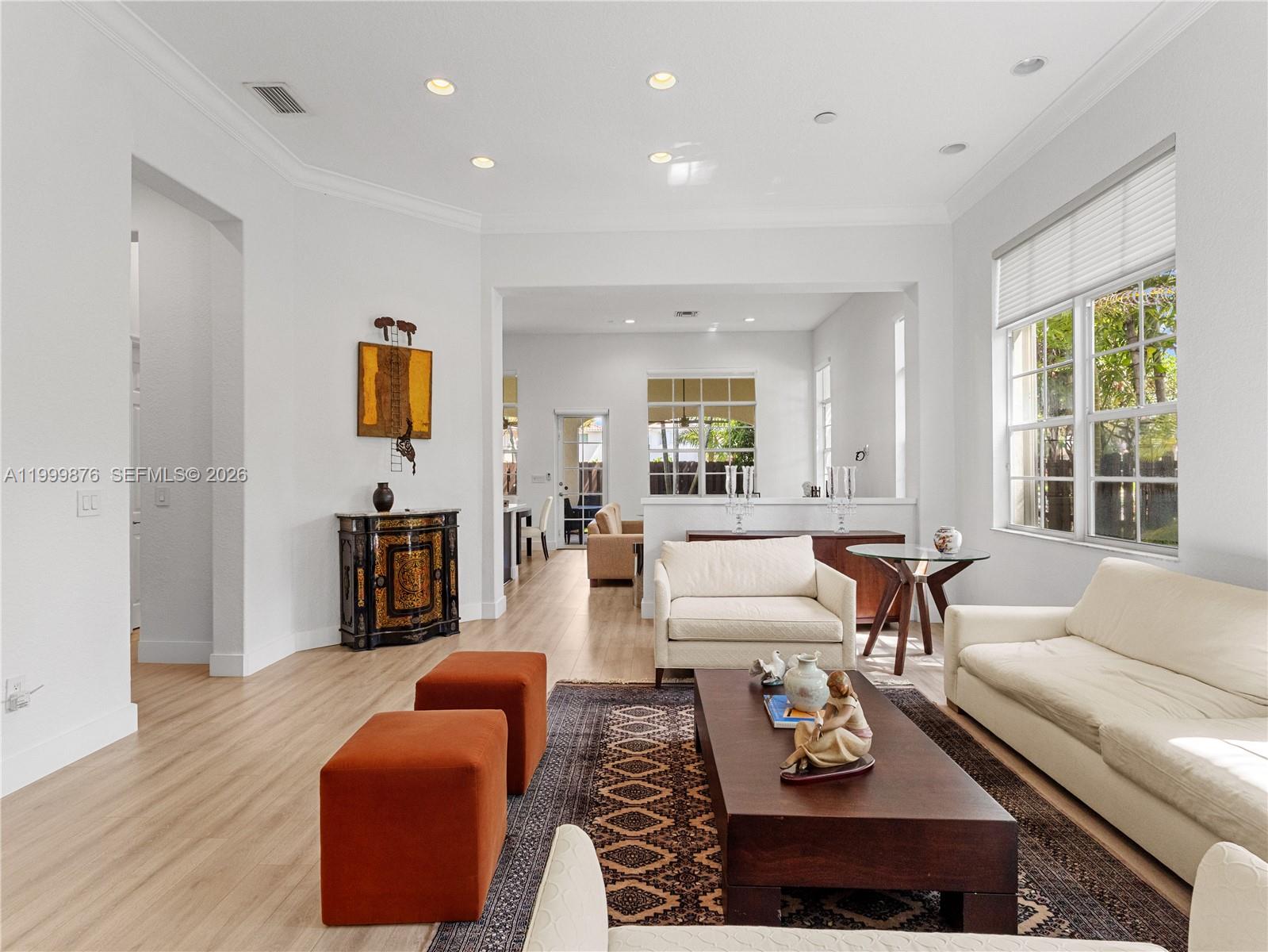 DORAL ISLES MEDITERRANEA - Residential Lease