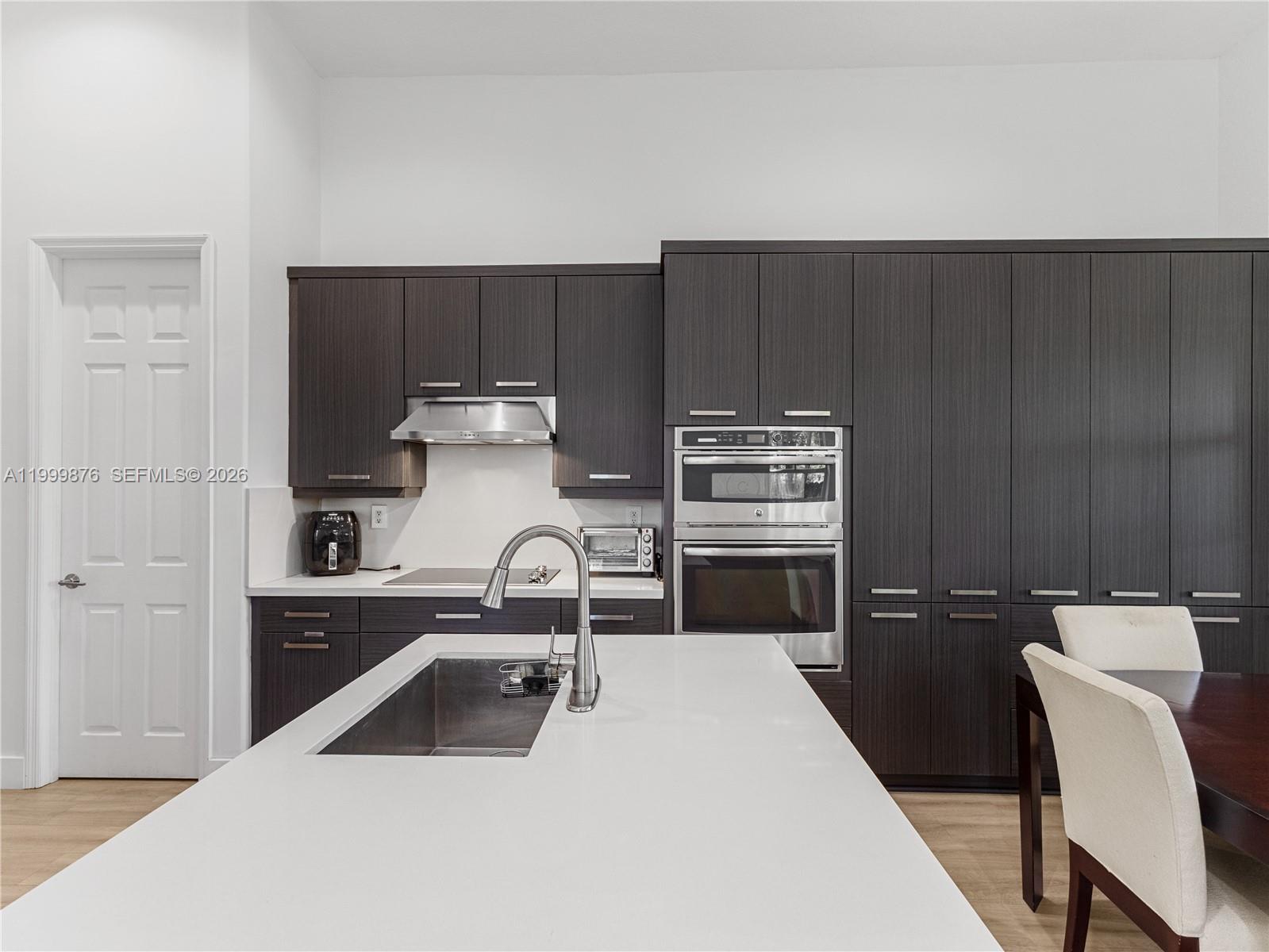 DORAL ISLES MEDITERRANEA - Residential Lease