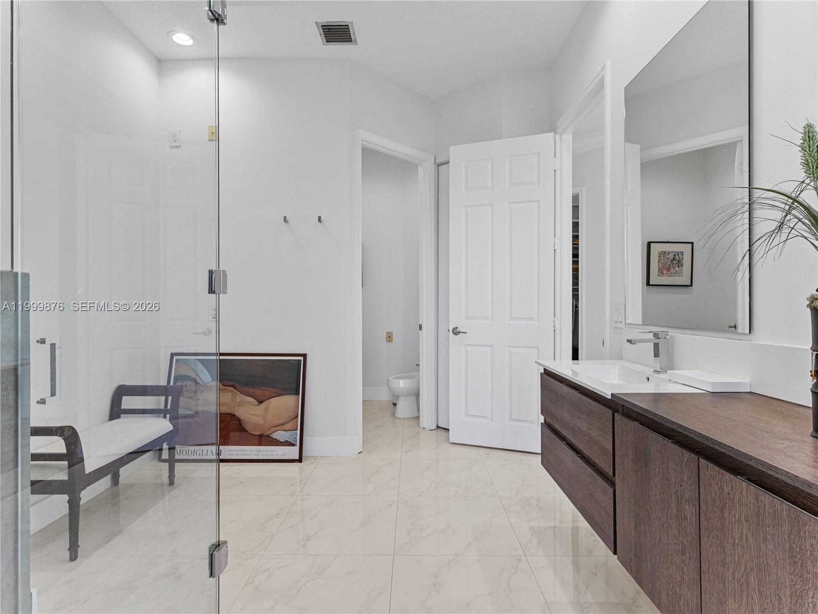 DORAL ISLES MEDITERRANEA - Residential Lease