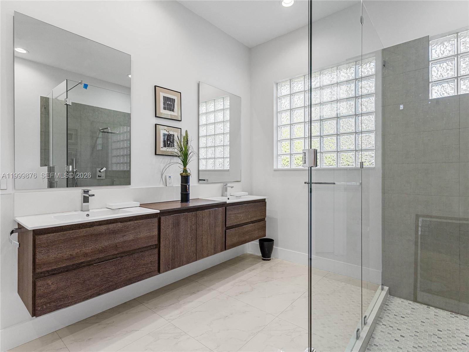 11339 NW 71st St 11339