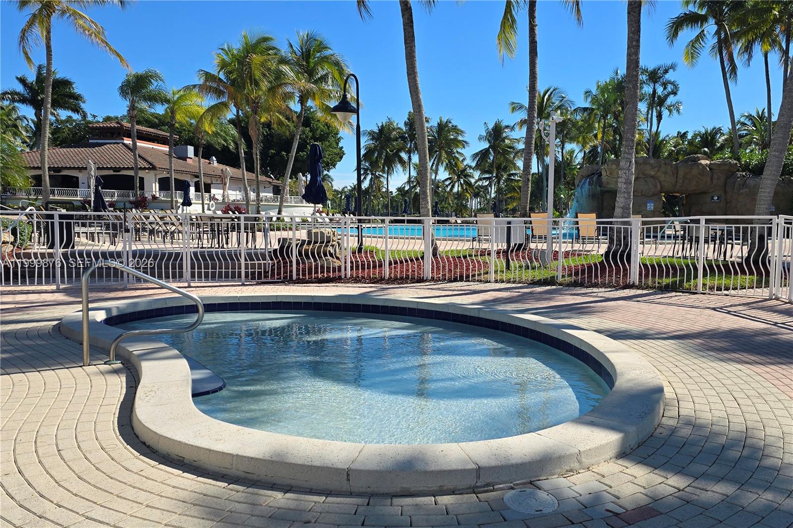 DORAL ISLES MEDITERRANEA - Residential Lease