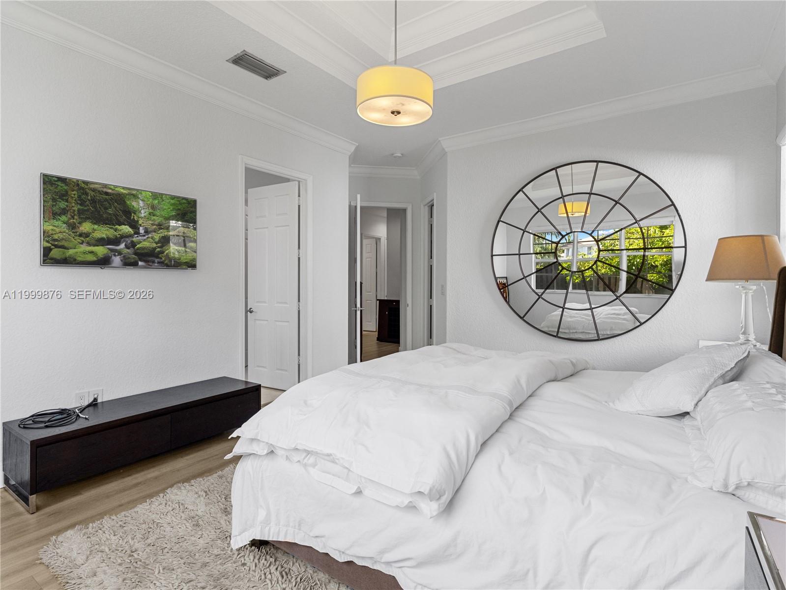 DORAL ISLES MEDITERRANEA - Residential Lease