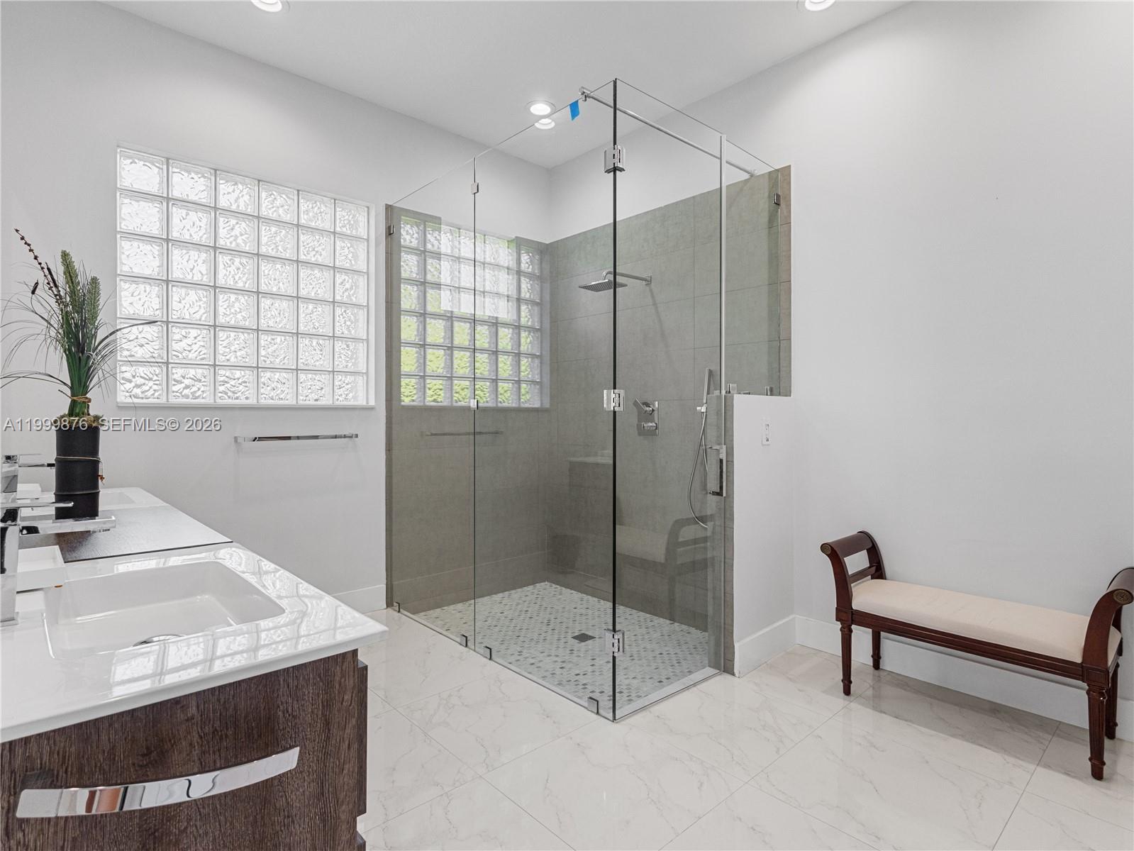 DORAL ISLES MEDITERRANEA - Residential Lease