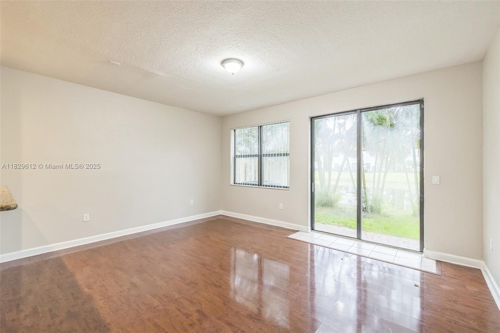 SILVER PALM EAST SECTION - Residential