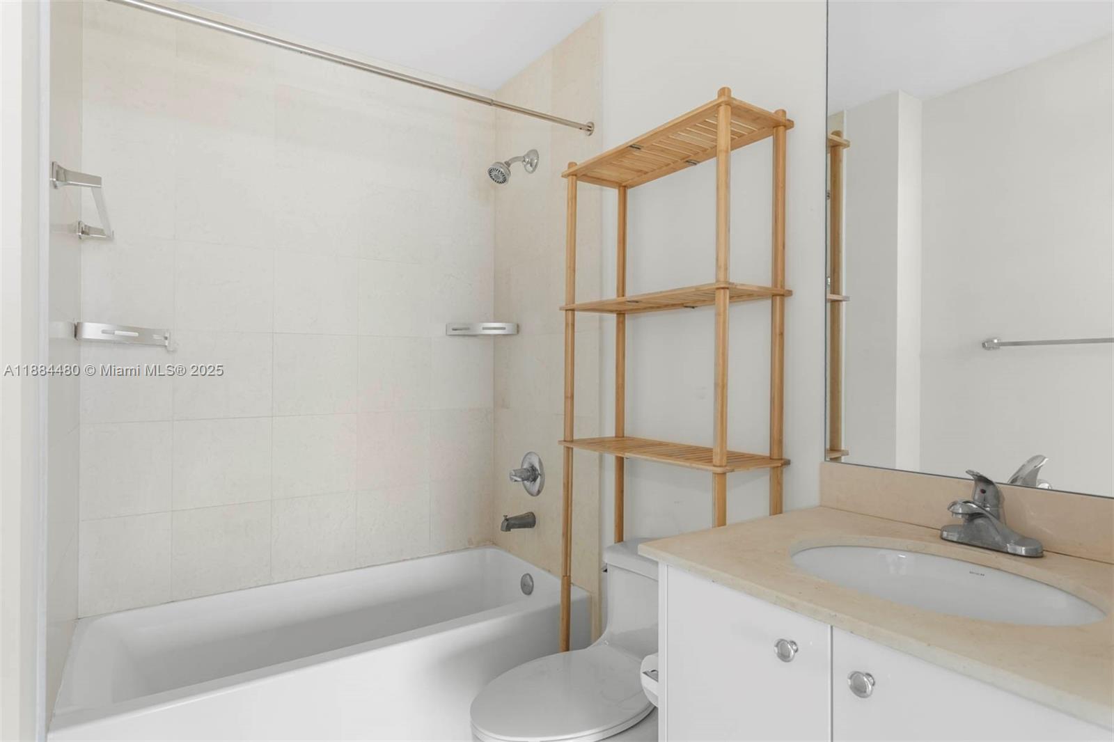 INFINITY AT BRICKELL COND - Residential Lease