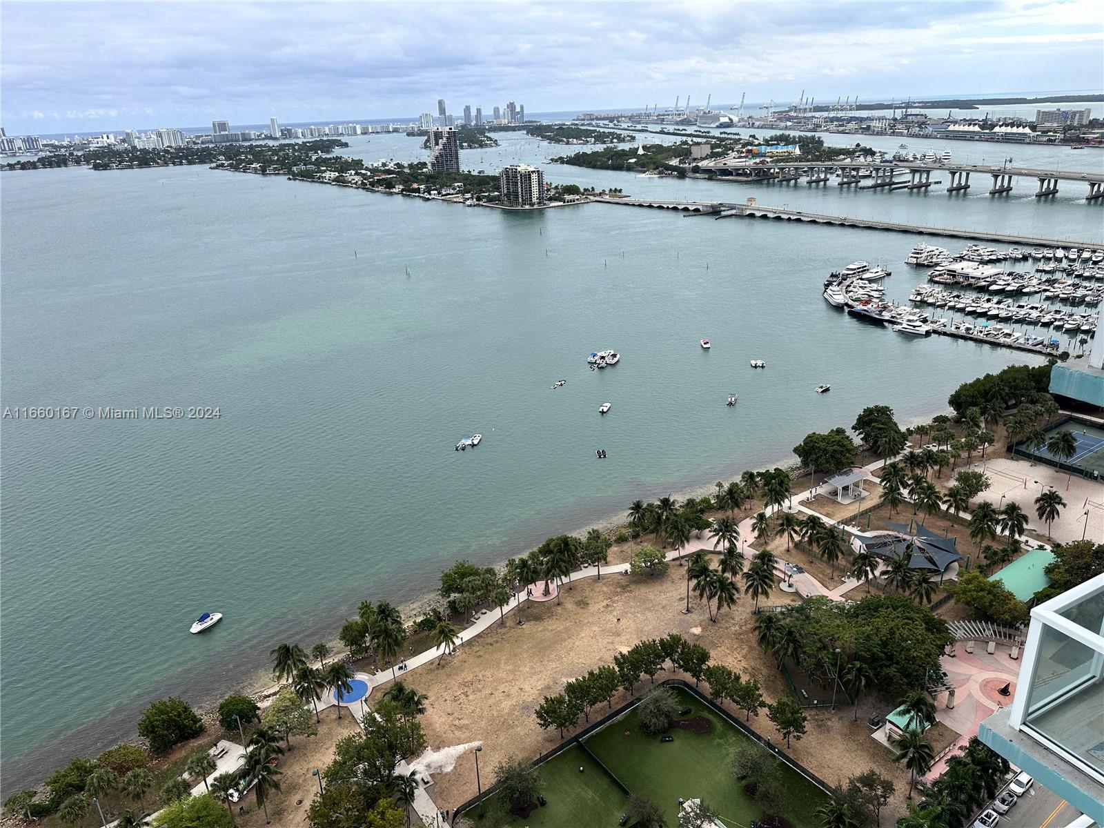 QUANTUM ON THE BAY CONDO - Residential