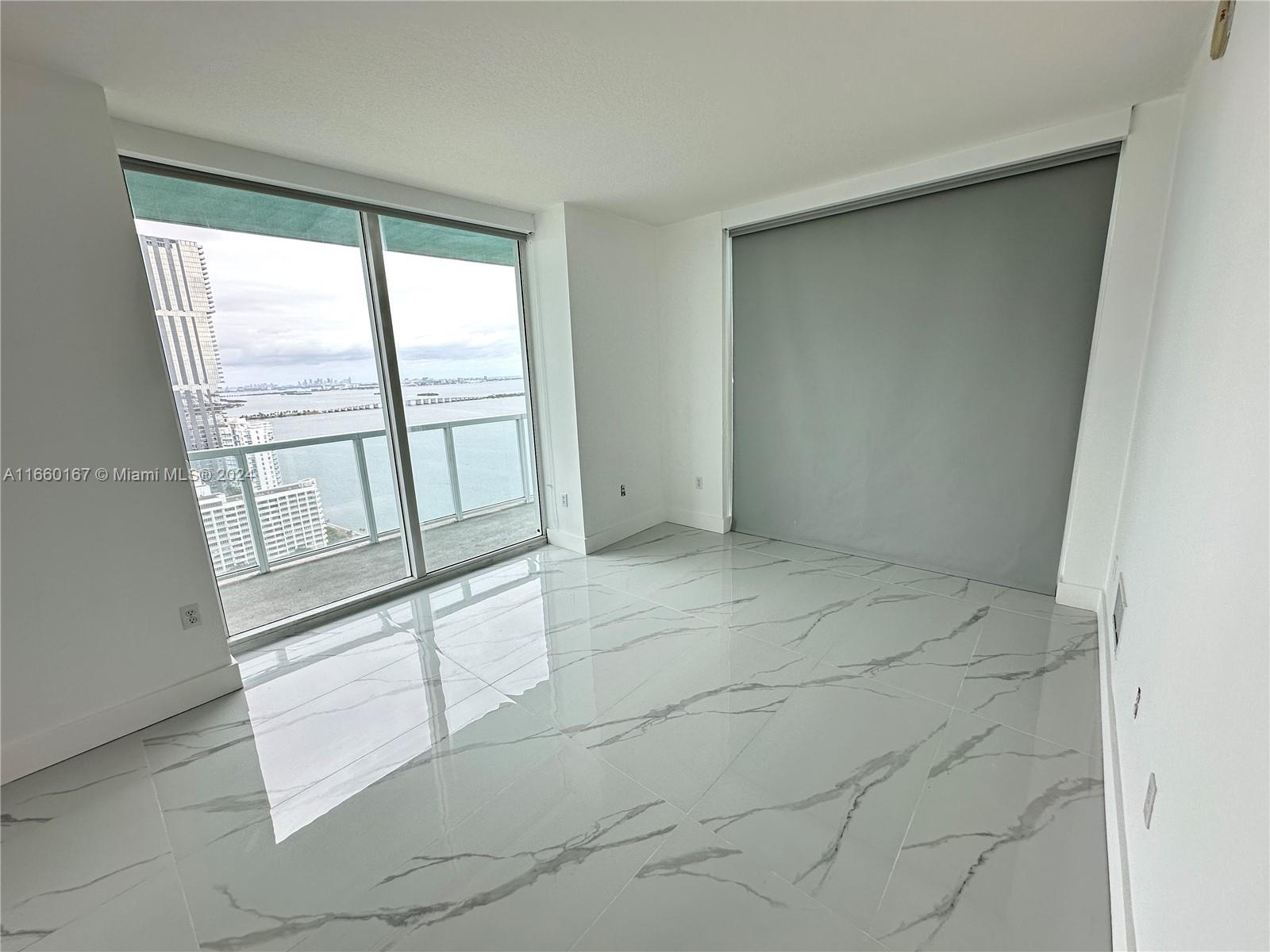 QUANTUM ON THE BAY CONDO - Residential