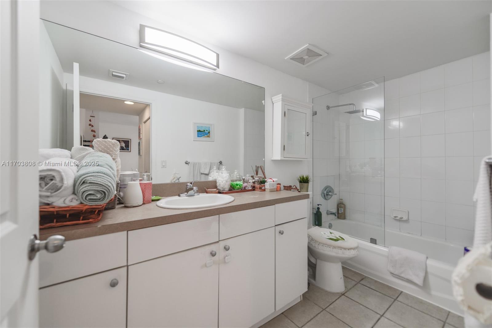 VUE AT BRICKELL CONDO - Residential