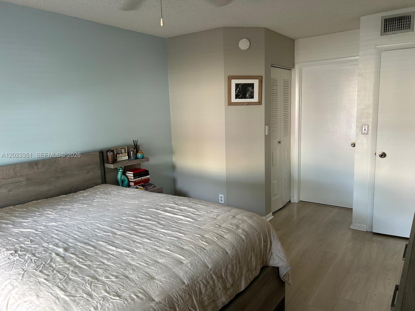 NAPOLI GARDENS AT CORAL S - Residential