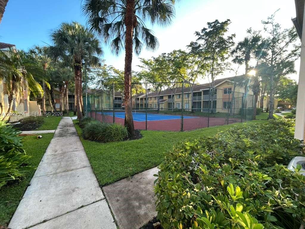 NAPOLI GARDENS AT CORAL S - Residential