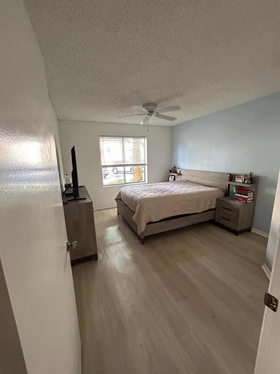 NAPOLI GARDENS AT CORAL S - Residential