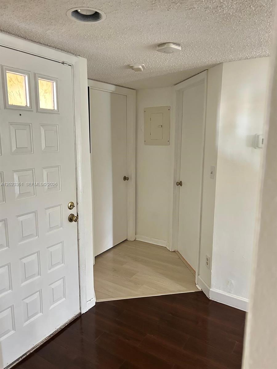 NAPOLI GARDENS AT CORAL S - Residential