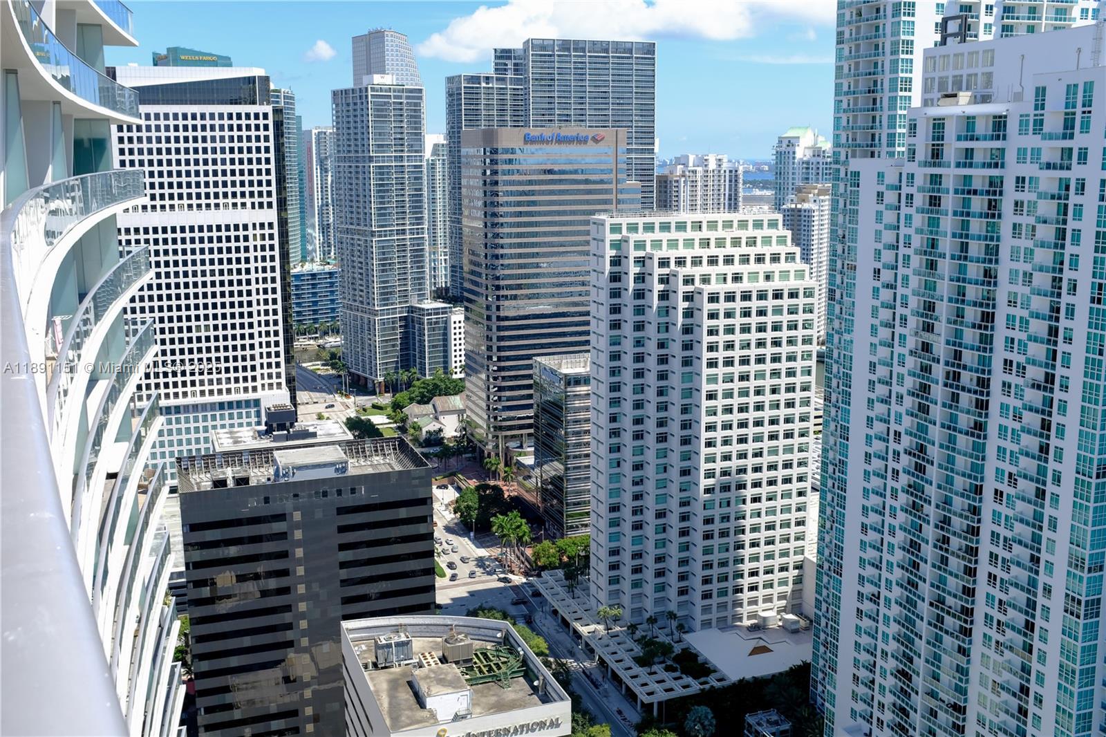 1010 BRICKELL CONDO - Residential Lease