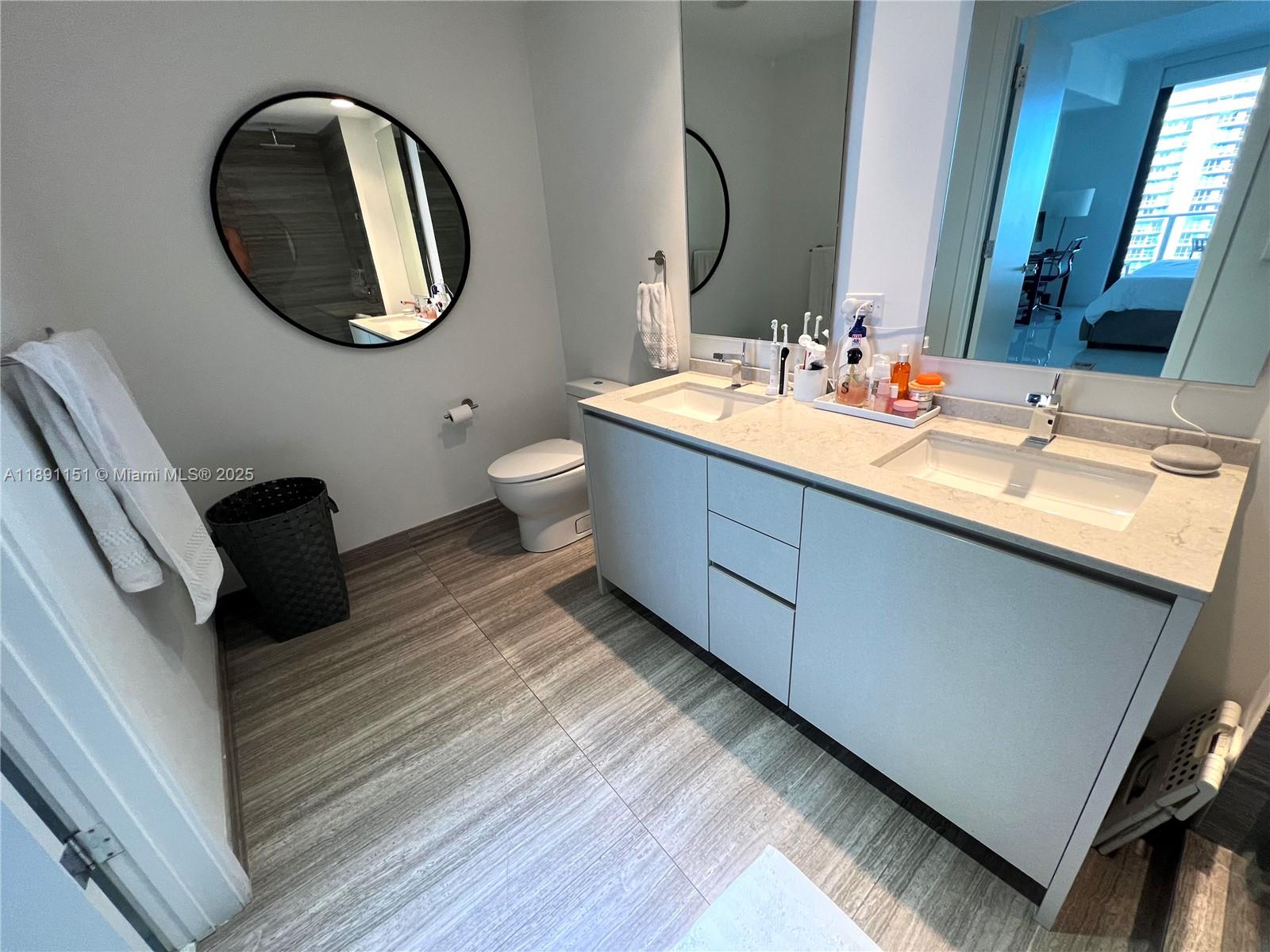 1010 BRICKELL CONDO - Residential Lease