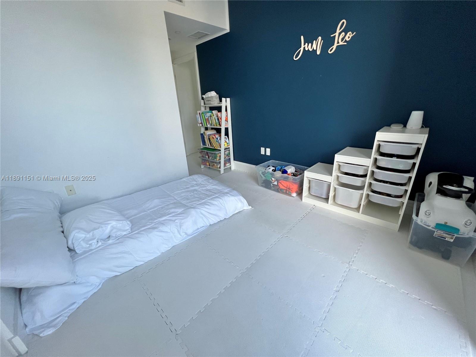 1010 BRICKELL CONDO - Residential Lease
