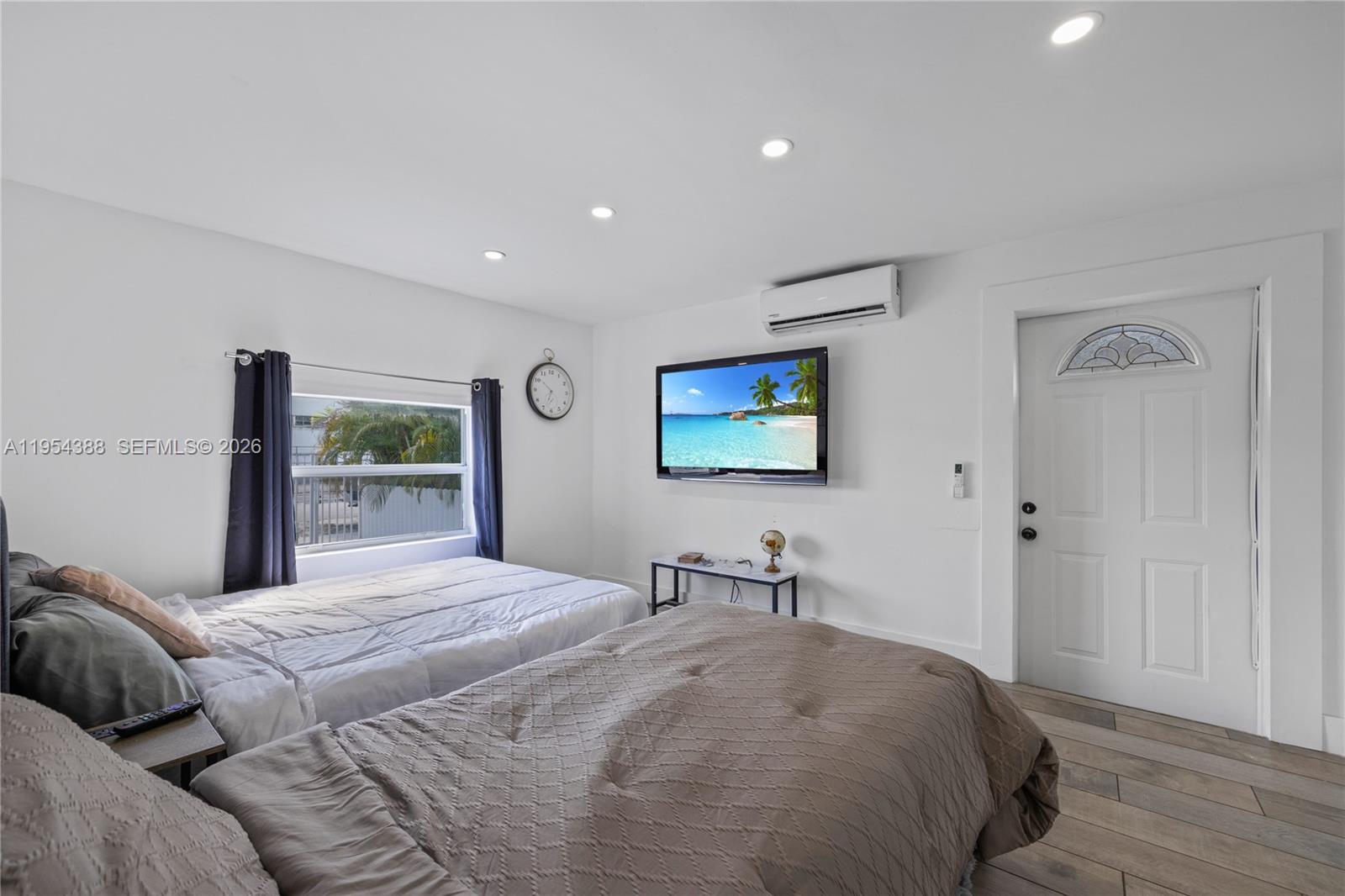 STEPHEN MANOR - Residential