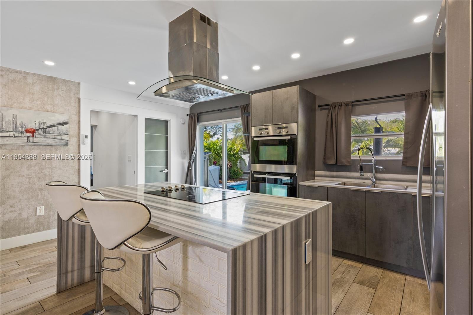 STEPHEN MANOR - Residential