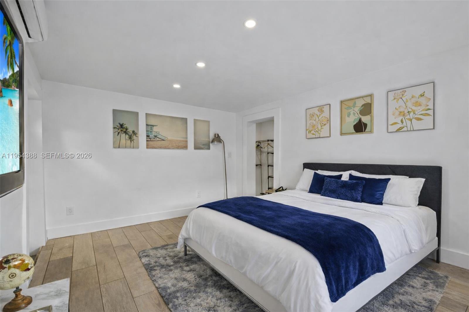 STEPHEN MANOR - Residential