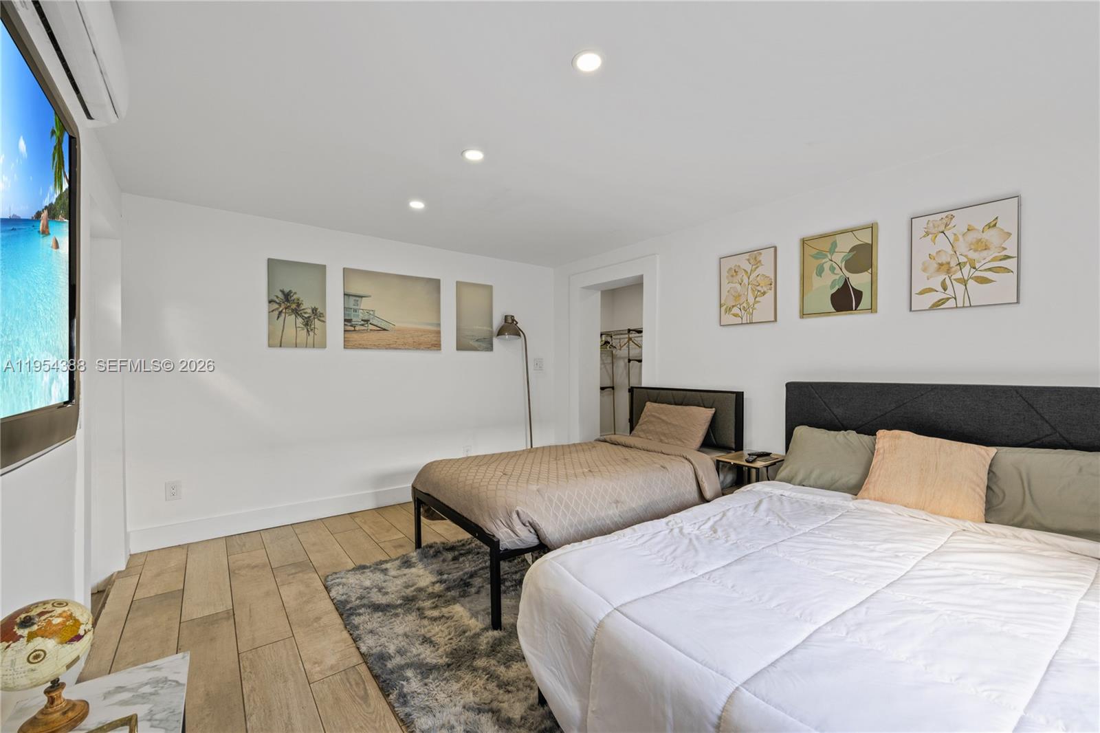 STEPHEN MANOR - Residential