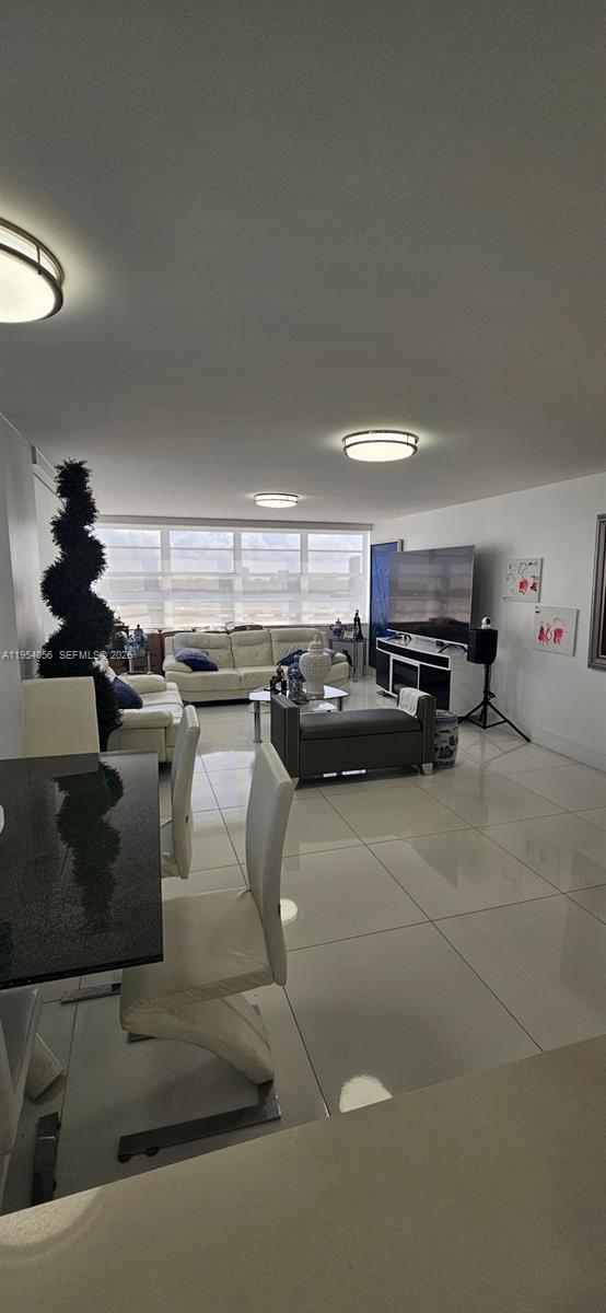 DEL PRADO MARINA - Residential