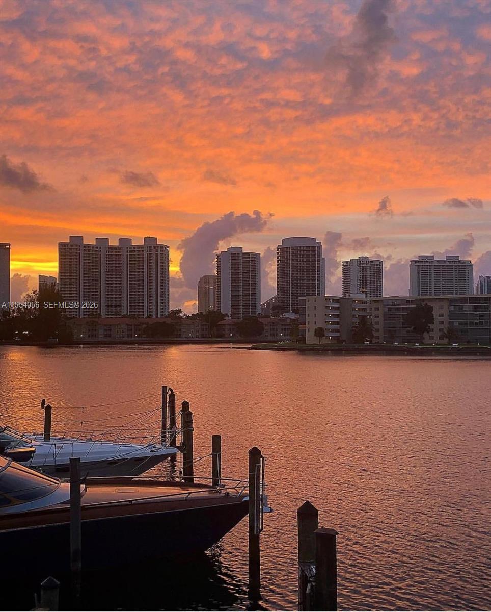 DEL PRADO MARINA - Residential