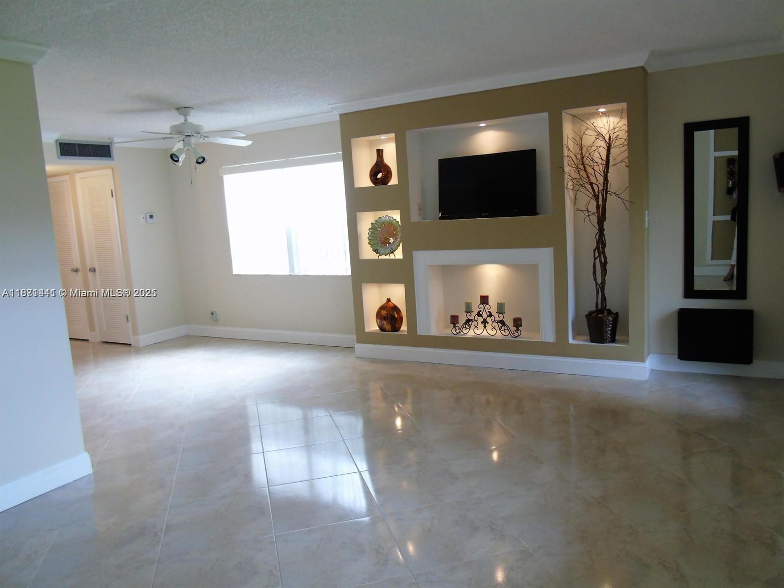 KINGS POINT NORMANDY COND - Residential