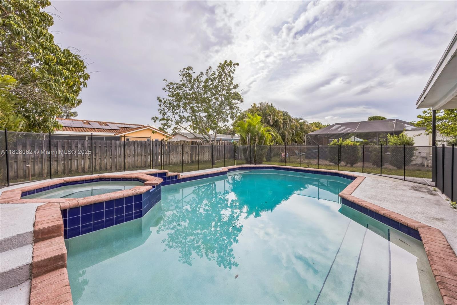 867 Ramblewood Dr