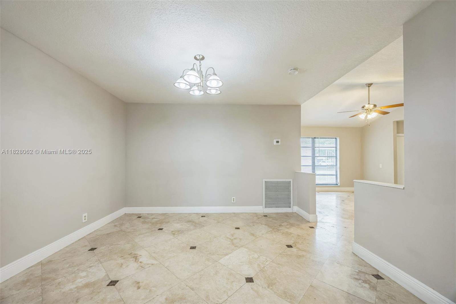 867 Ramblewood Dr