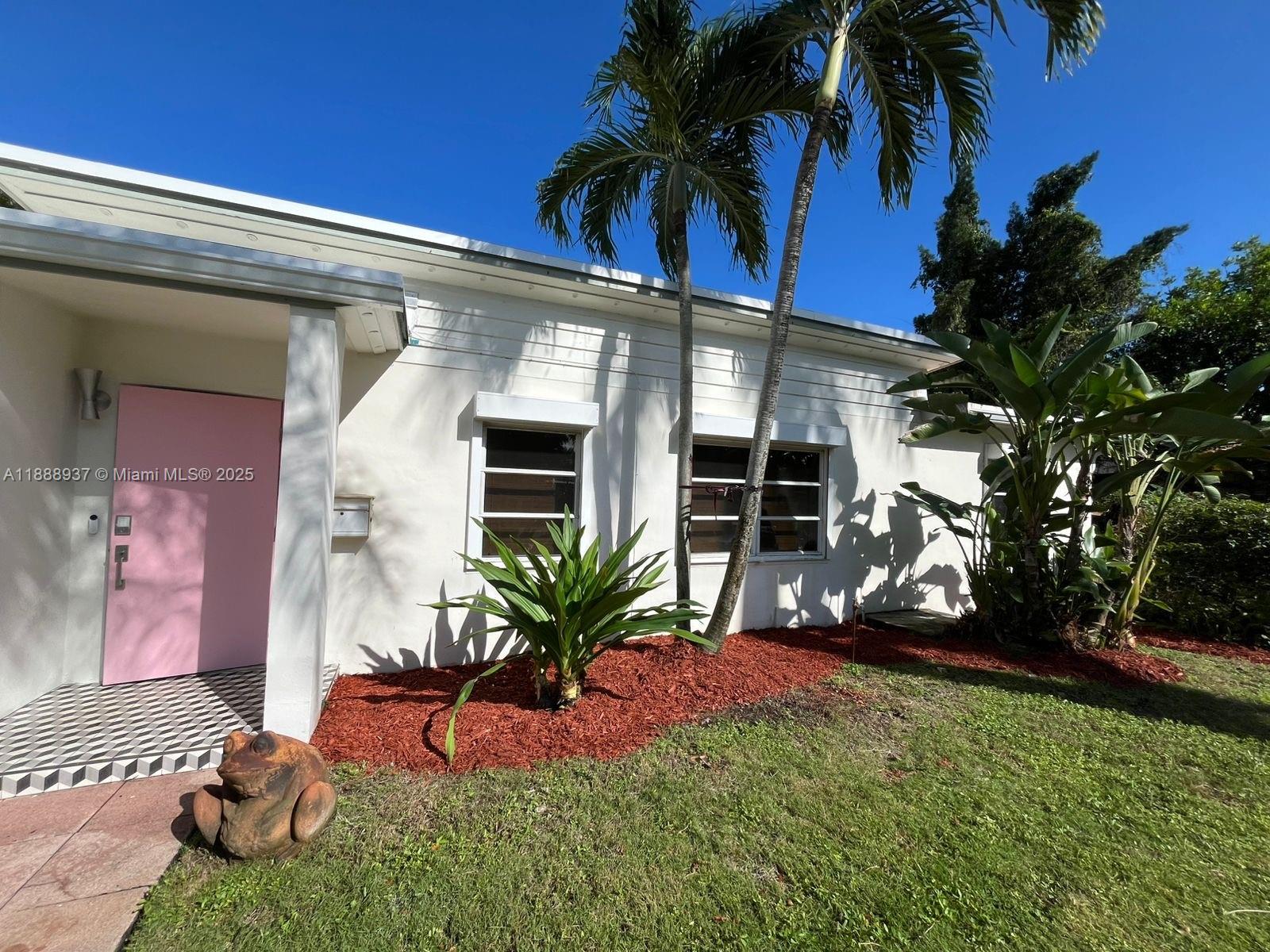 GALE LAKE WORTH 1 REAMNDE - Residential Lease