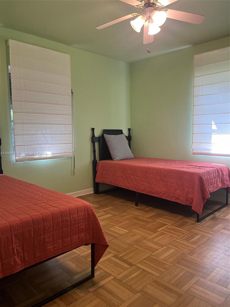 GALE LAKE WORTH 1 REAMNDE - Residential Lease