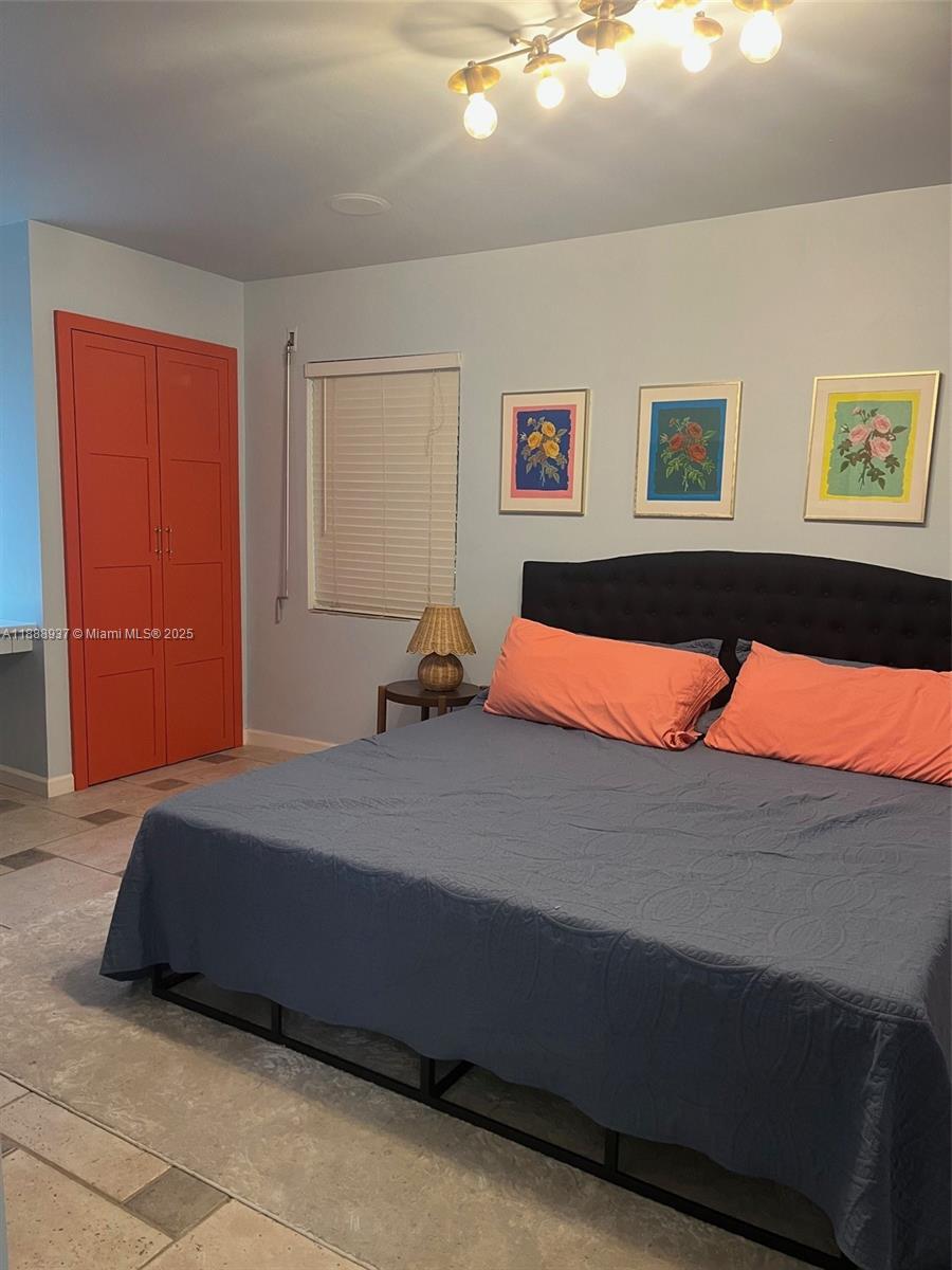 GALE LAKE WORTH 1 REAMNDE - Residential Lease