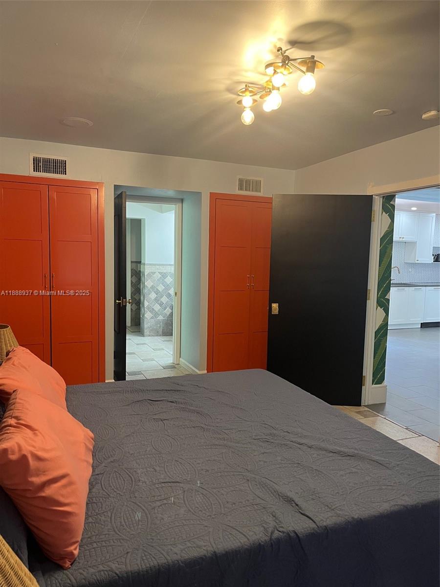 GALE LAKE WORTH 1 REAMNDE - Residential Lease