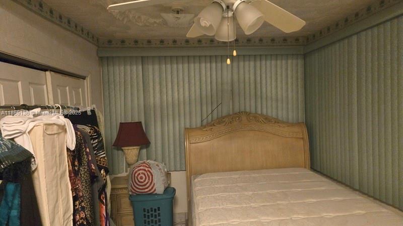 17TH AVE MANOR - Residential