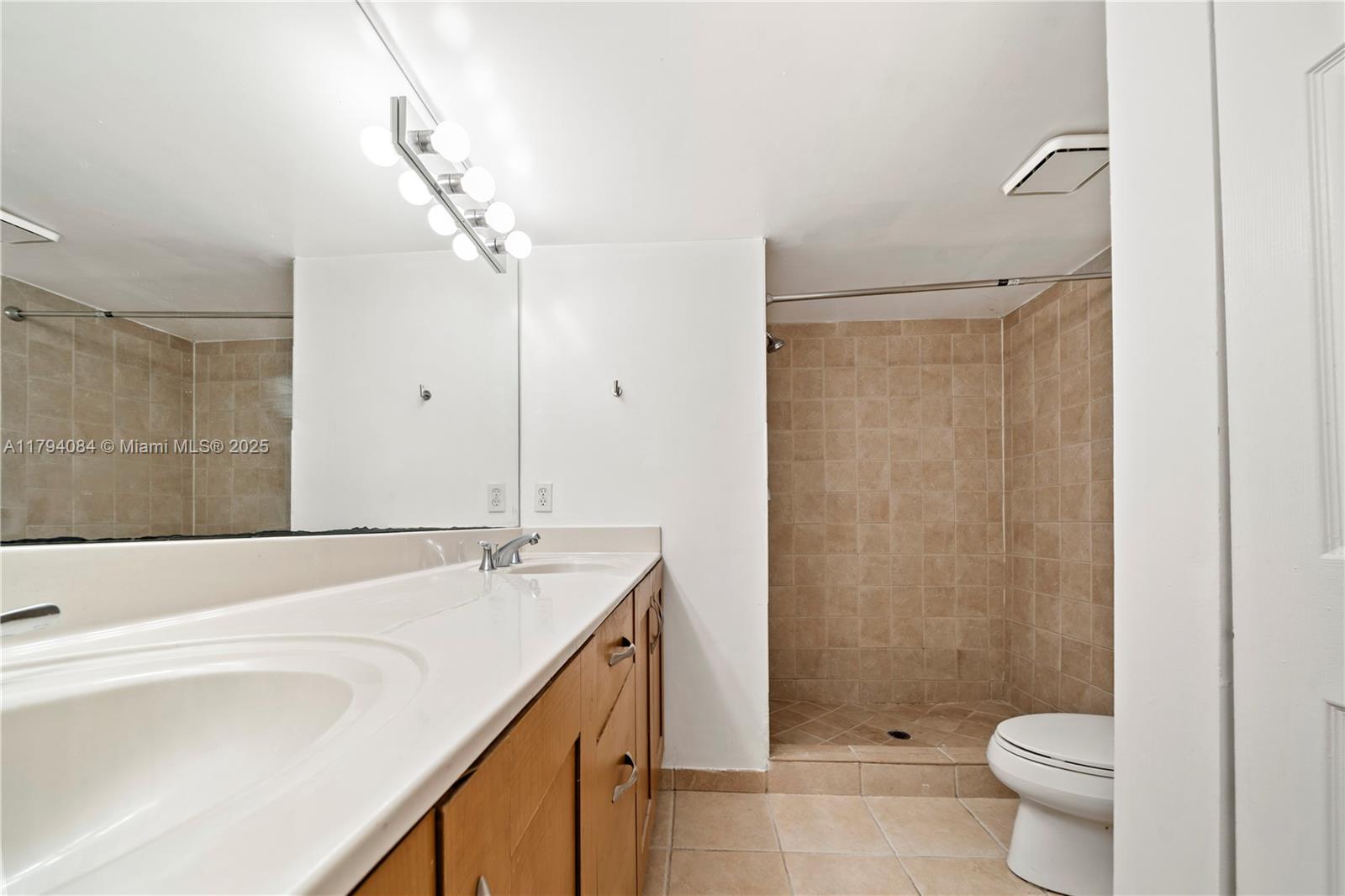 BOCAR CONDO - Residential Lease